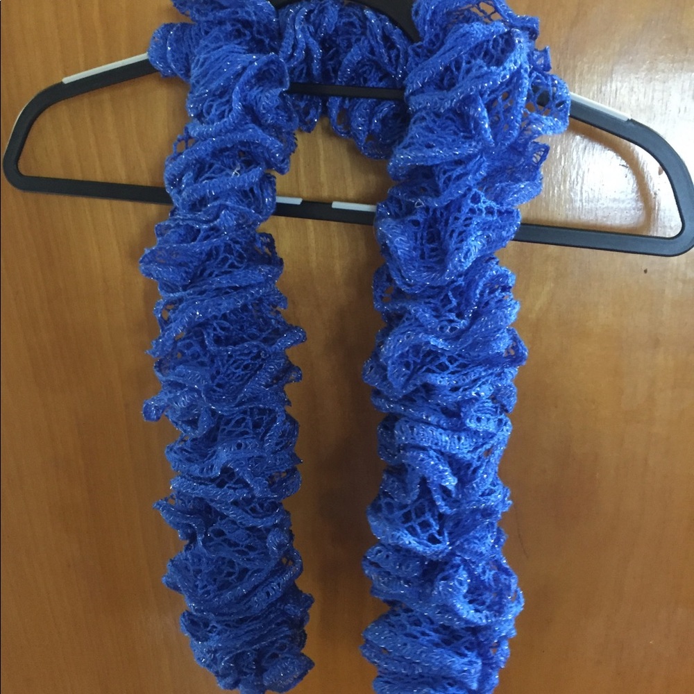 Handmade fashion scarf
